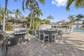 Grilling station & picnic area